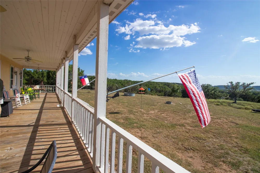 4237 County Road 330 Burnet, TX 78611