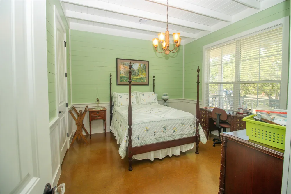 4237 County Road 330 Burnet, TX 78611