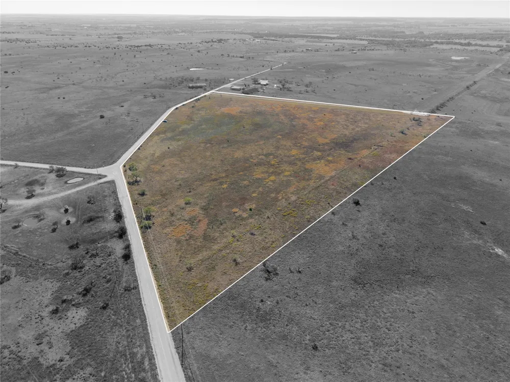 24 CR 619 Hamilton, TX 76565