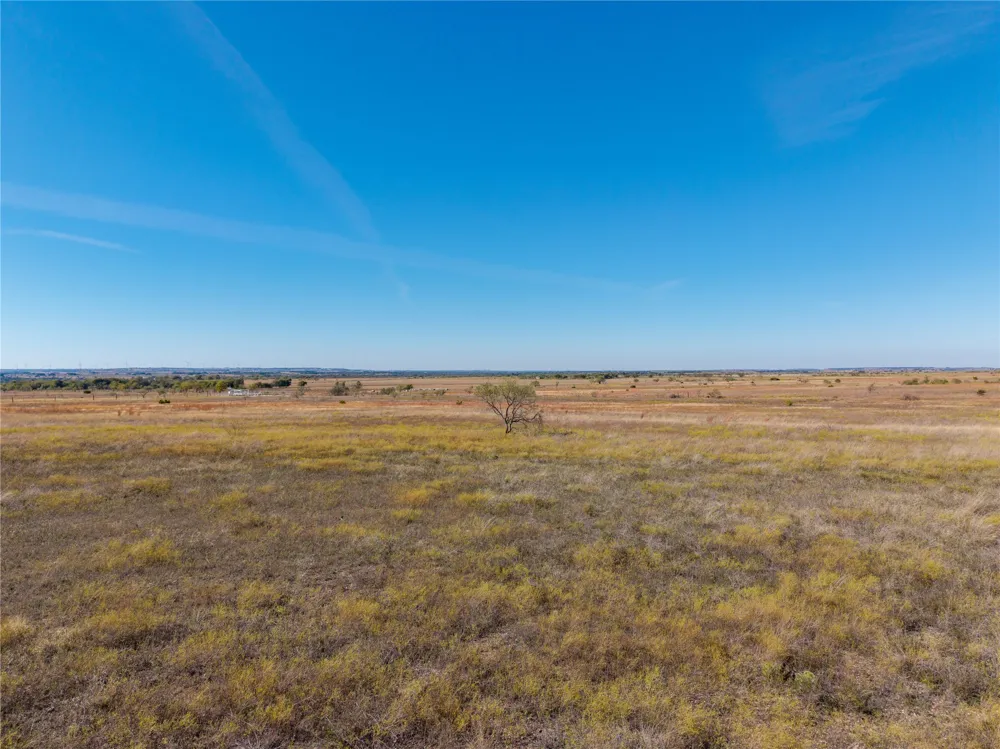 24 CR 619 Hamilton, TX 76565