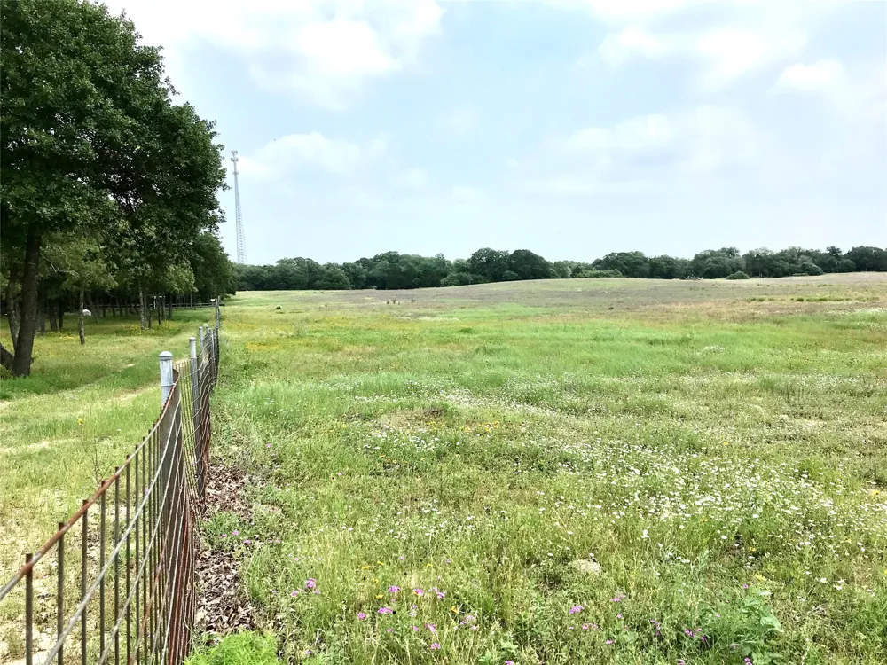 1672 Sayers Tract 4 Road Bastrop, TX 78602
