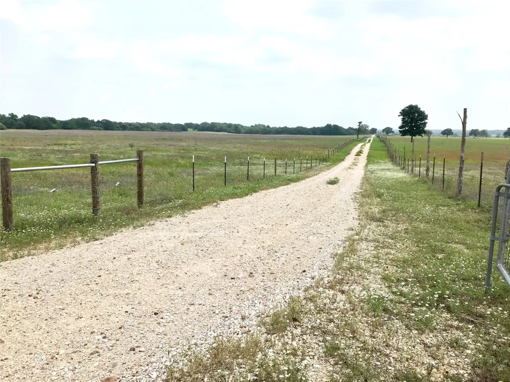 1672 Sayers Tract 4 Road Bastrop, TX 78602