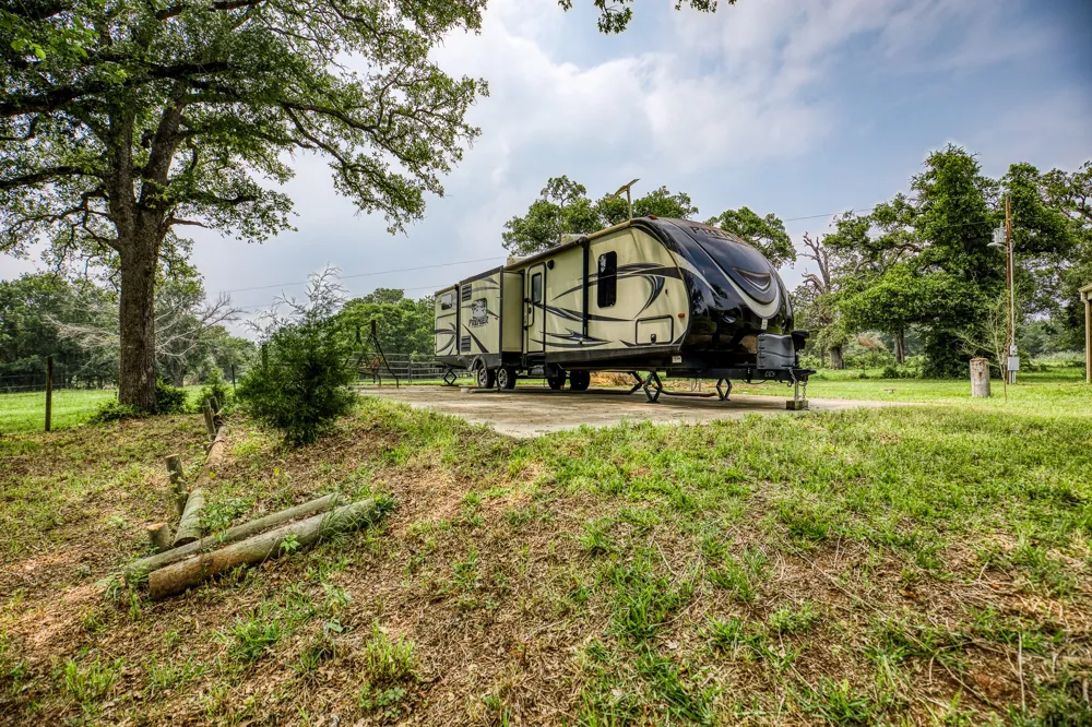 10610 CR 322 Caldwell, TX 77836