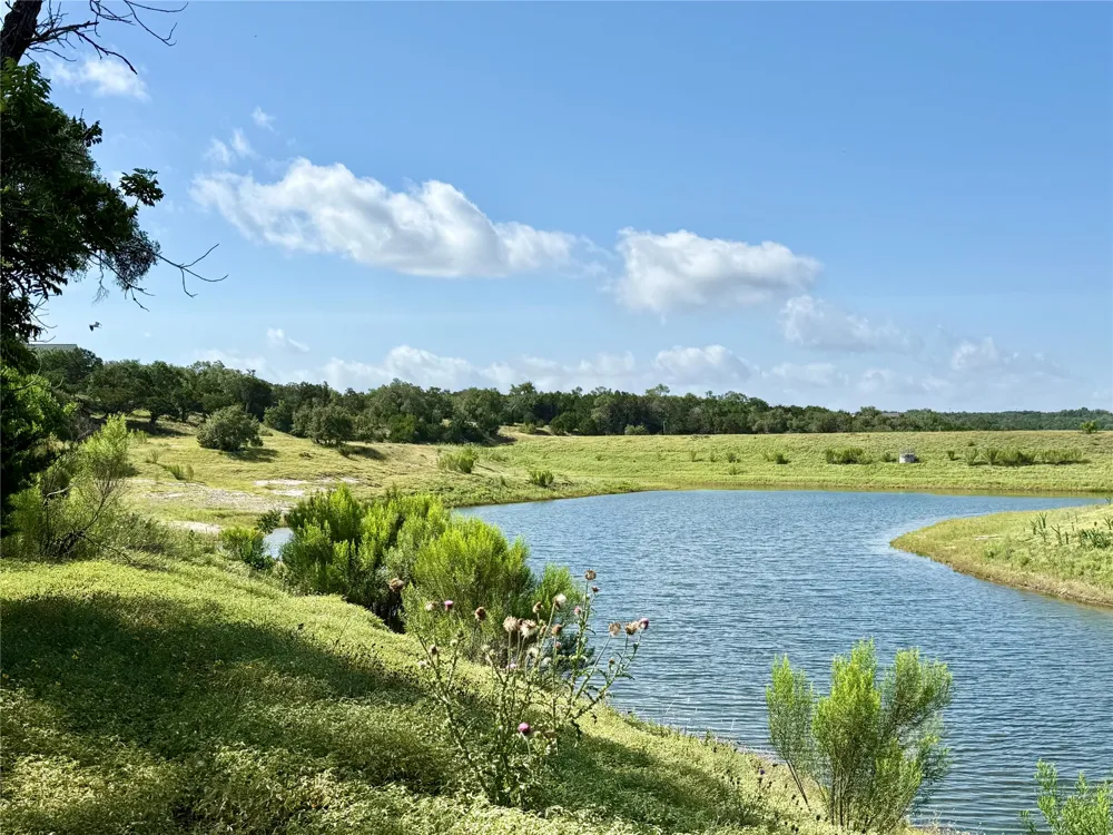 36 Mustang Valley Trail Wimberley, TX 78676