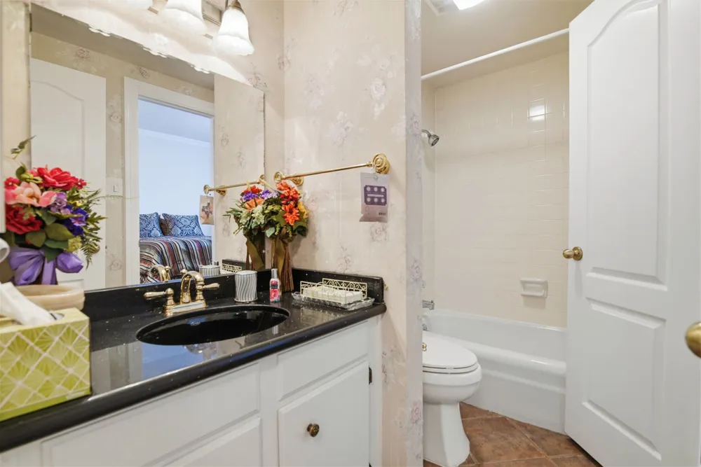 3678 Hidden Drive #1702 San Antonio, TX 78217