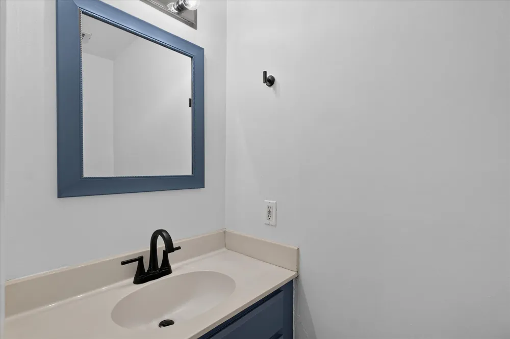 6001 Leisure Run Road Austin, TX 78745