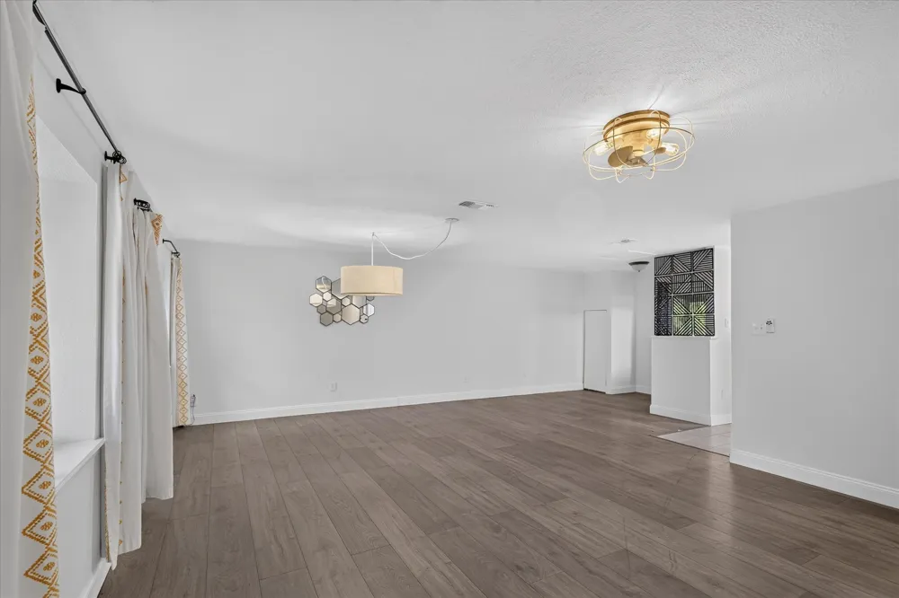 6001 Leisure Run Road Austin, TX 78745
