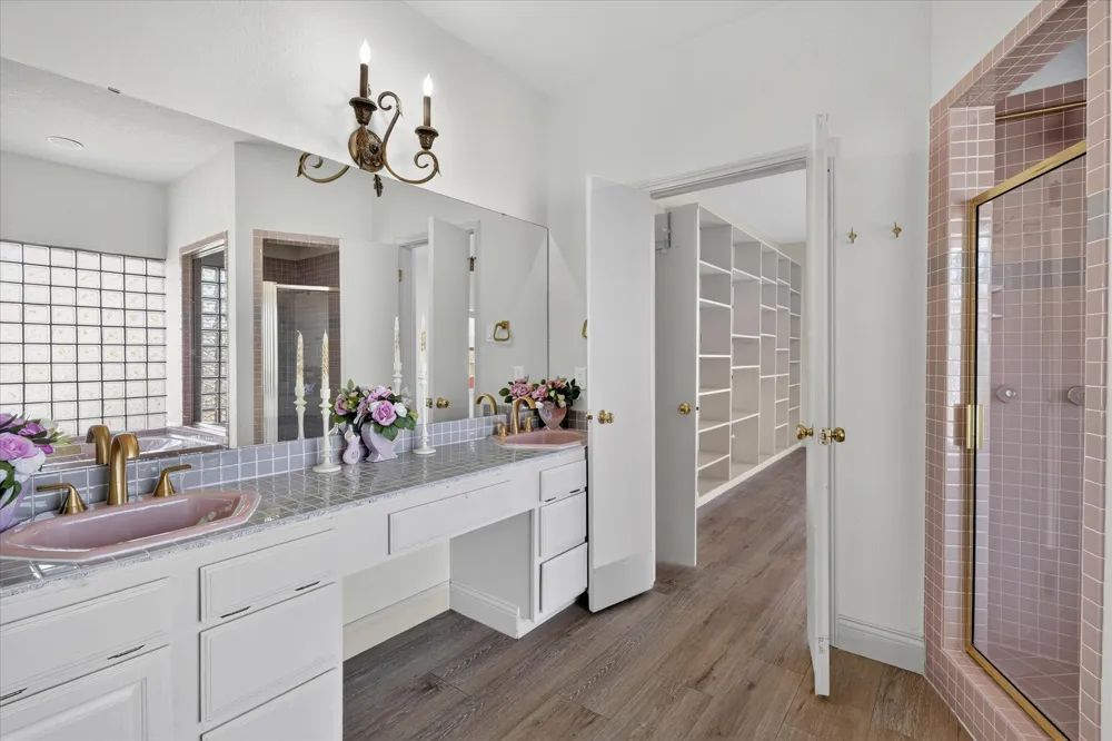 80 Family Circle Hutto, TX 78634