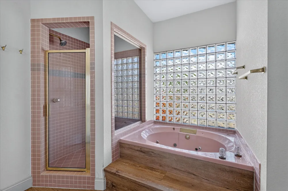 80 Family Circle Hutto, TX 78634