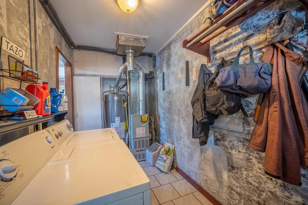 39 Edison Boulevard Silver Bay, MN 55614