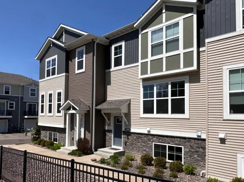 2280 Polar Way