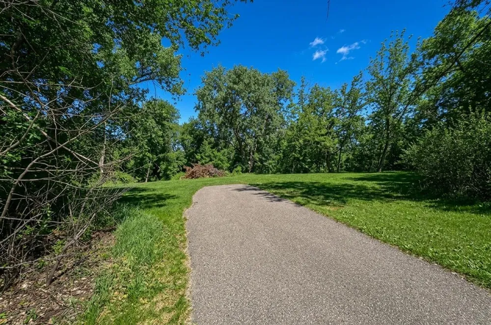 1407 Mineral Springs Parkway NE Owatonna, MN 55060