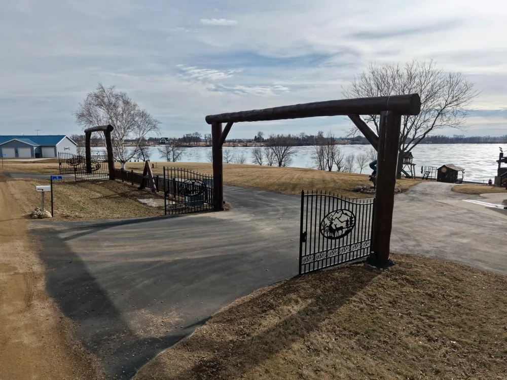 11 Lime Lake Drive Avoca, MN 56114