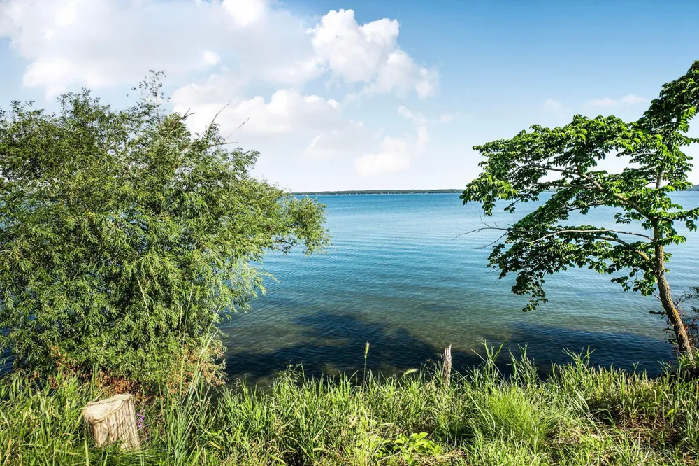 11616 Indian Beach Road Spicer, MN 56288