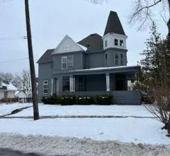 702 6th Street