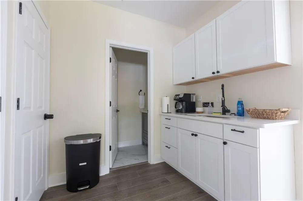 258 Ber Weg Helen, GA 30545