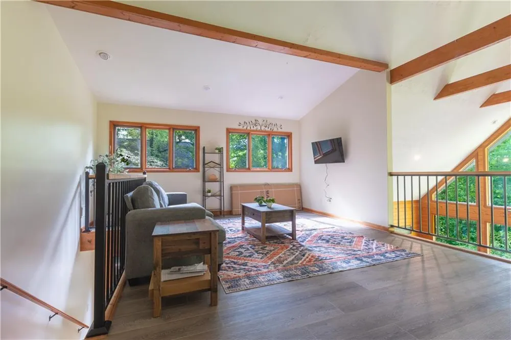 258 Ber Weg Helen, GA 30545