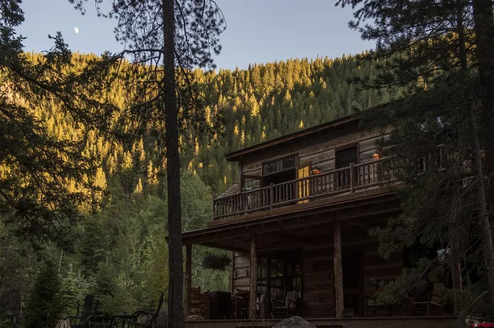 10931 County Road 742 Almont, CO 81230