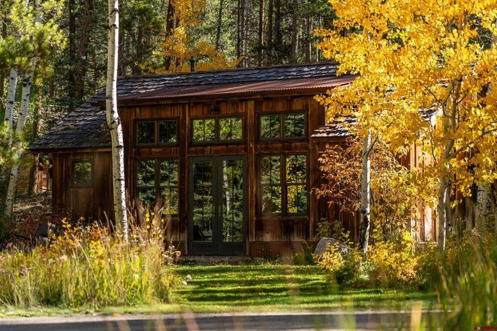 10931 County Road 742 Almont, CO 81230
