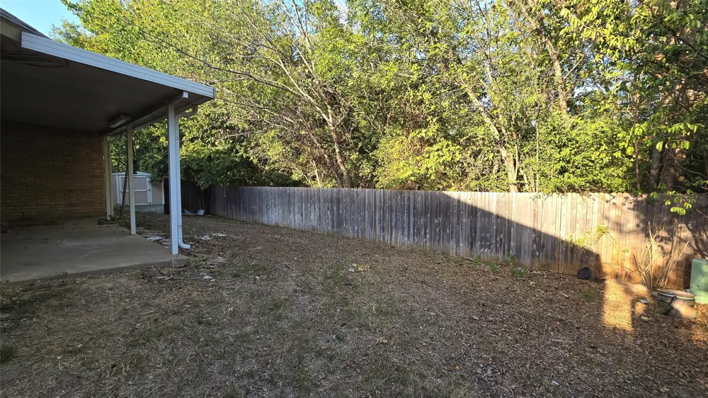 5256 Chessie Circle Haltom City, TX 76137