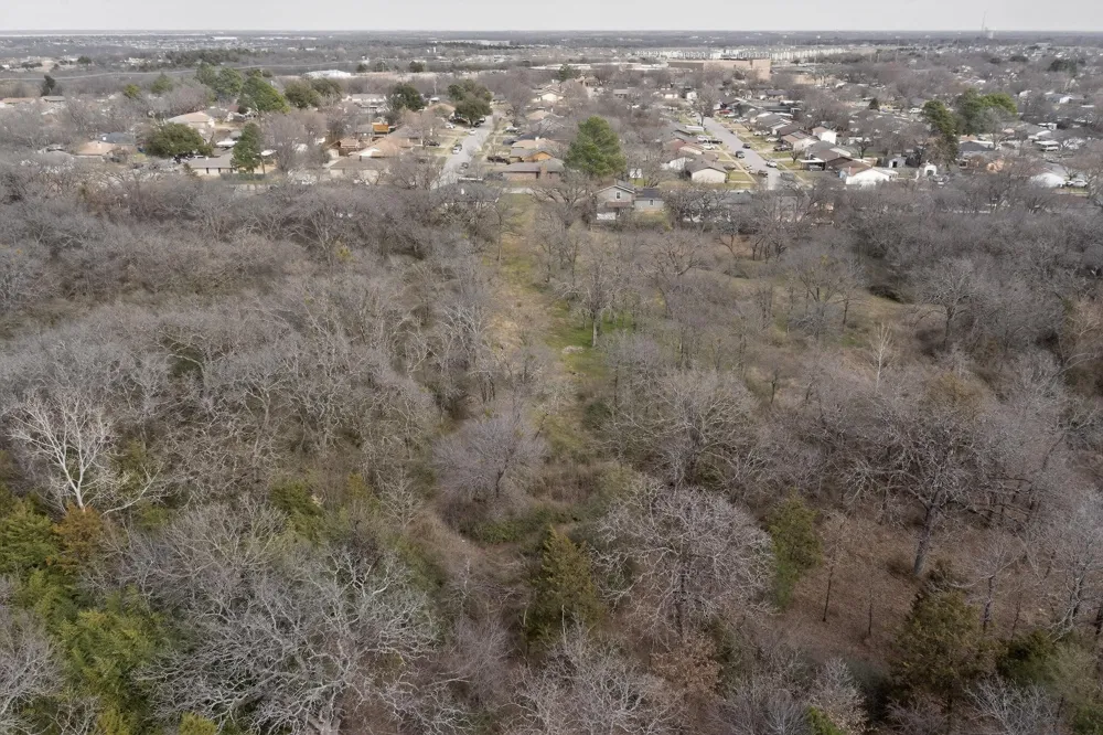 3800 Pioneer Road Balch Springs, TX 75180