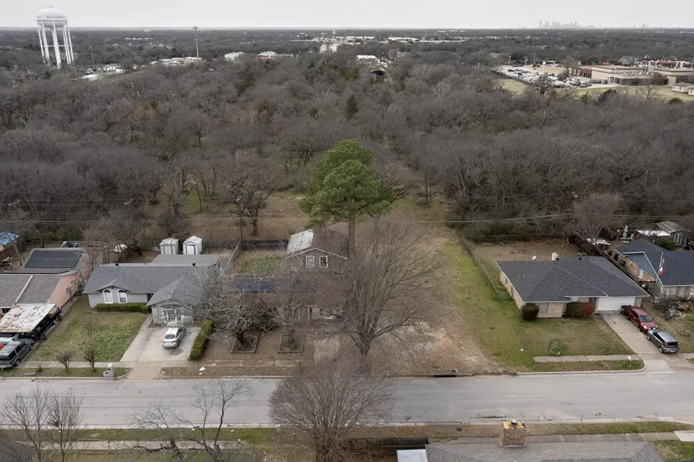 13025 Valley Forge Circle Balch Springs, TX 75180