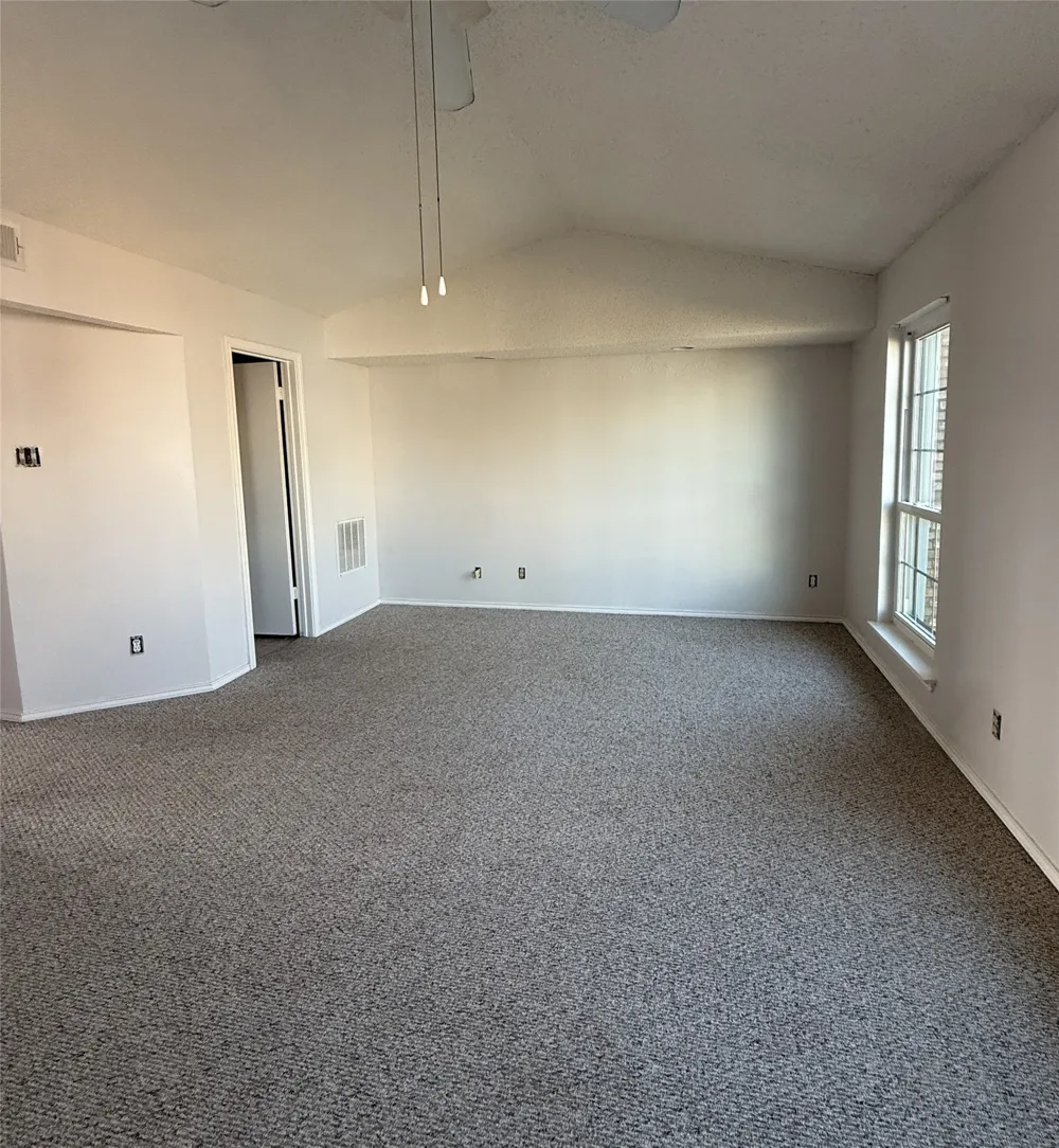 3101 Townbluff Drive #822 Plano, TX 75075