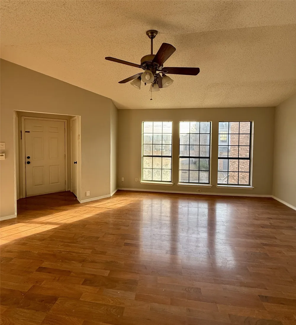 3101 Townbluff Drive #822 Plano, TX 75075