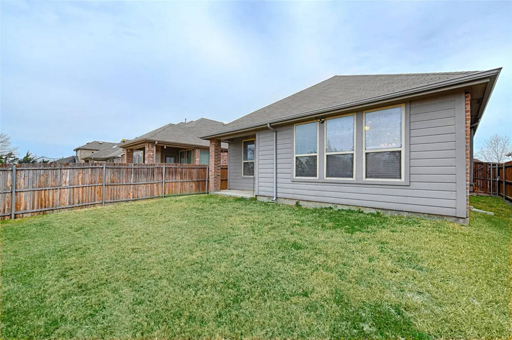 3467 Gypsum Court Heartland, TX 75126