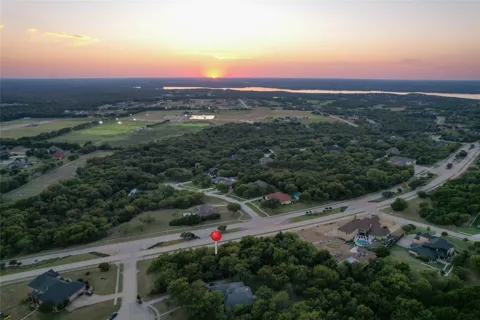 2413 Saddlewood Court