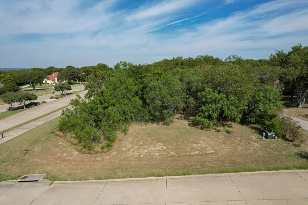 2413 Saddlewood Court Cedar Hill, TX 75104