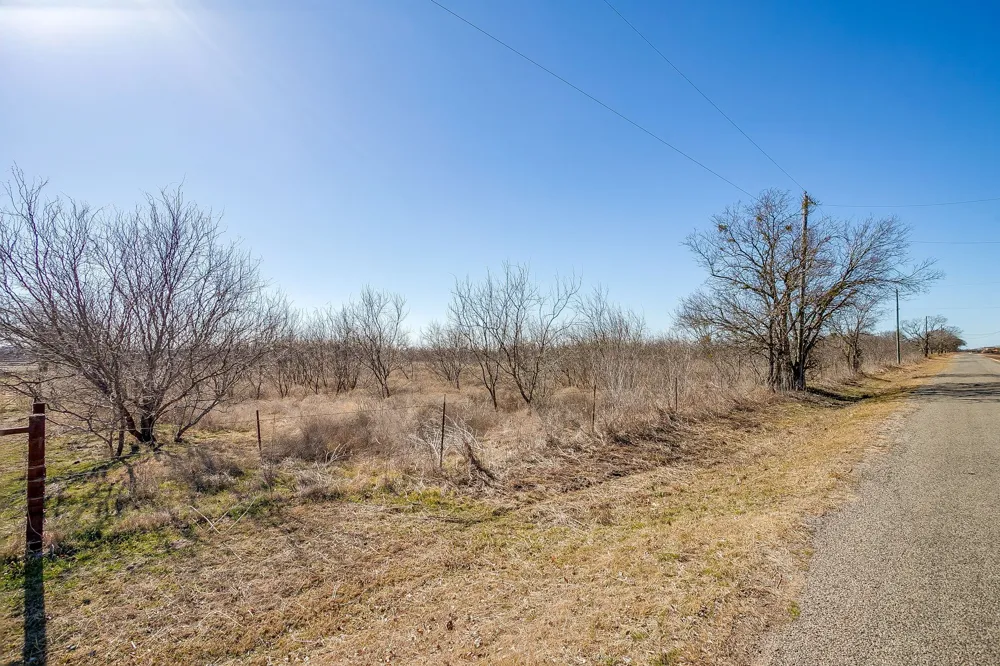 Ivy Lane Elm Mott, TX 76640