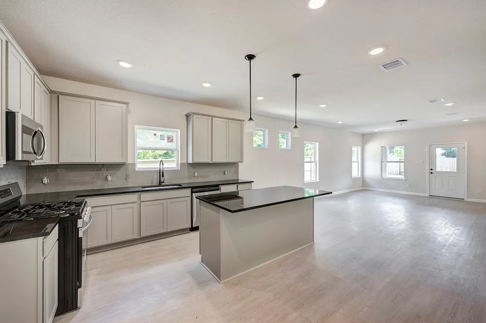 1233 Anderson Drive Trenton, TX 75490