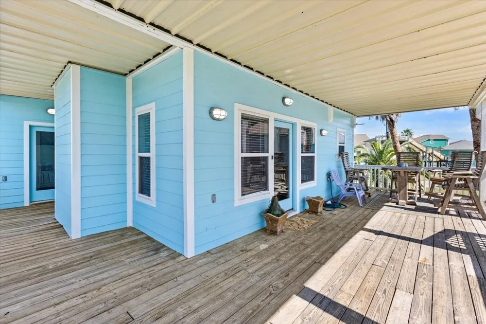 3240 Castle Drive Crystal Beach, TX 77650