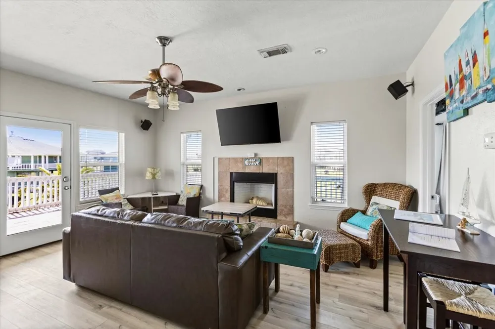 3240 Castle Drive Crystal Beach, TX 77650