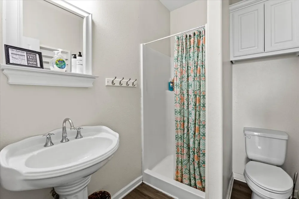 3240 Castle Drive Crystal Beach, TX 77650