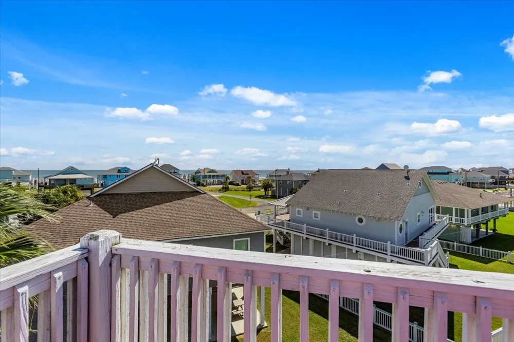 3240 Castle Drive Crystal Beach, TX 77650