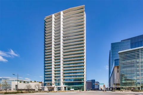 7901 Windrose Avenue #605