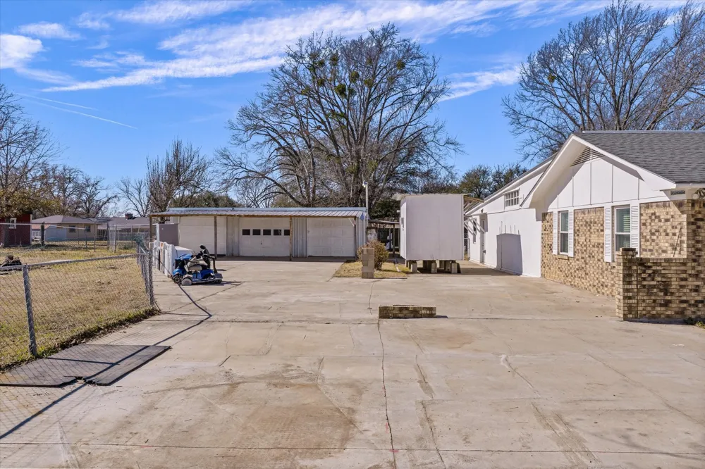1729 Elliot Drive Canton, TX 75103