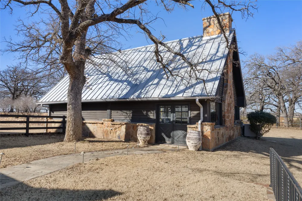 121 Harbor Lane Hickory Creek, TX 75065