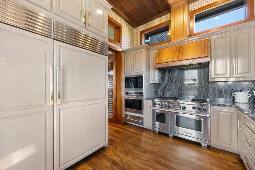 121 Harbor Lane Hickory Creek, TX 75065