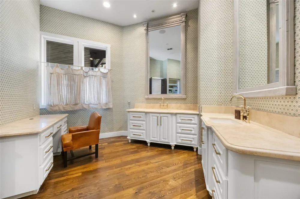 121 Harbor Lane Hickory Creek, TX 75065