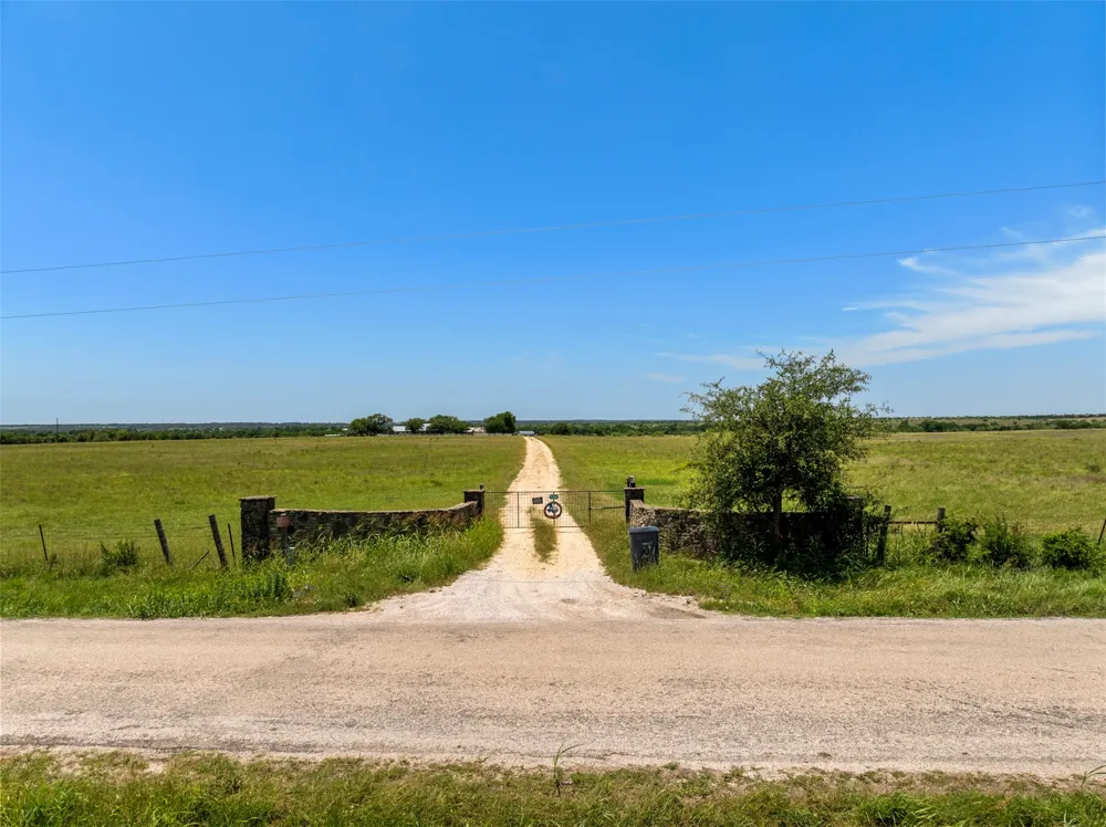 104 County Road 213 Bertram, TX 78605