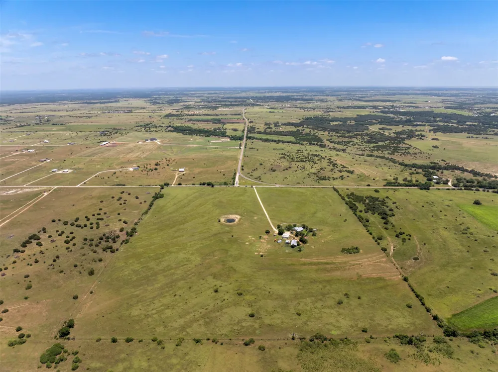 104 County Road 213 Bertram, TX 78605