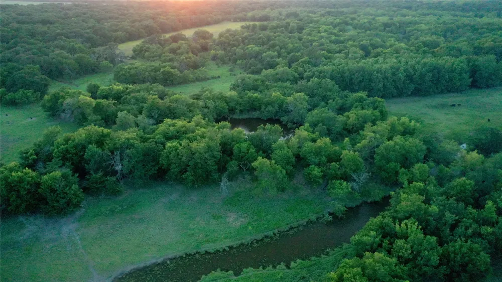 LCR 623 Groesbeck, TX 76642