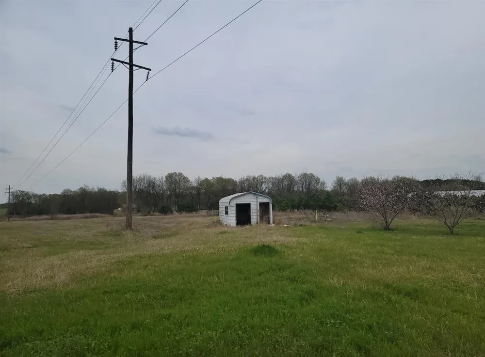 CR 2214 Pittsburg, TX 75686