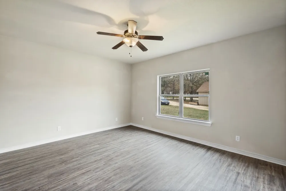 2865 Conveyor Drive #B Burleson, TX 76028