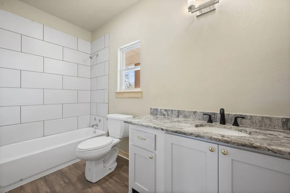 2865 Conveyor Drive #B Burleson, TX 76028