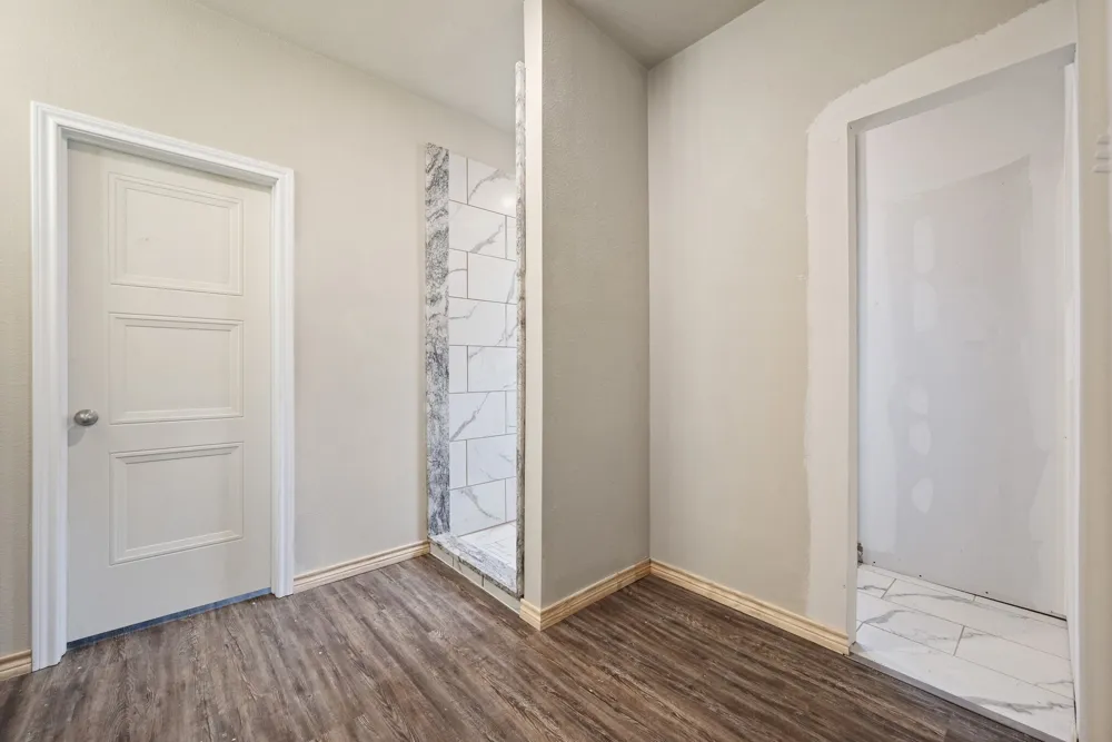 2865 Conveyor Drive #B Burleson, TX 76028
