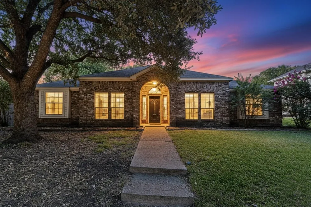 820 Charter Oak Street